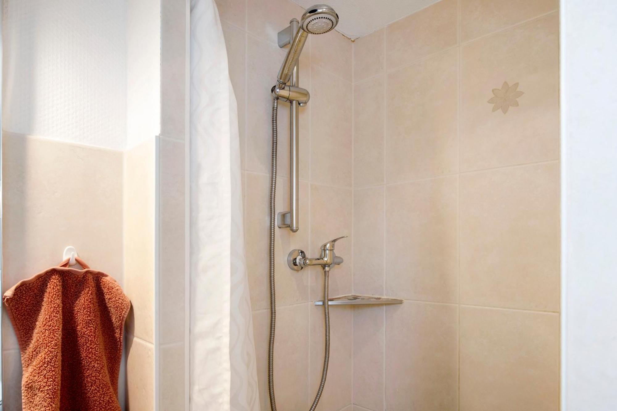 Wellness Ferienwohnung Mueller Росток Екстер'єр фото